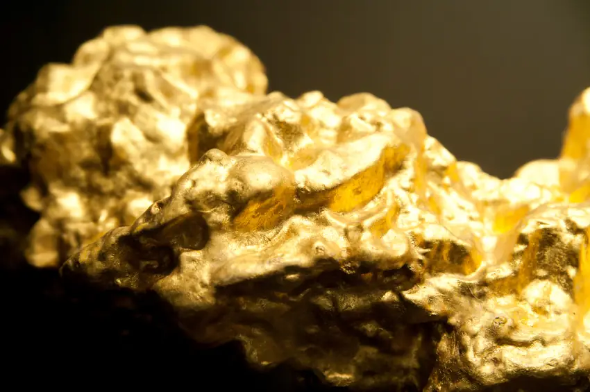Natural gold nugget